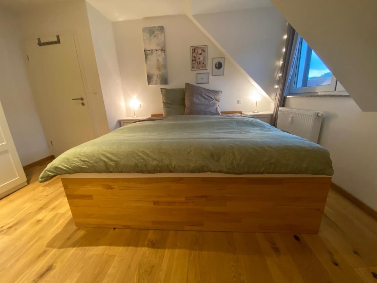 Modernes Penthouse, Nahe Wuerzburgアパートメント エクステリア 写真