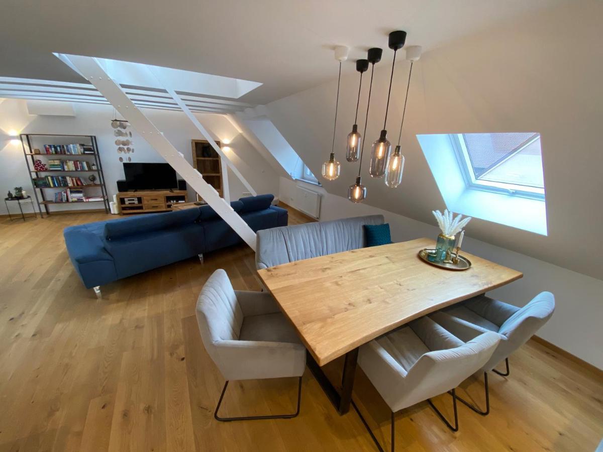 Modernes Penthouse, Nahe Wuerzburgアパートメント エクステリア 写真